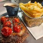 Отель Greenfield Bar & Bistro Headford