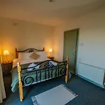 Greenfield Bar & Bistro 3*
