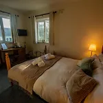 Hotel Greenfield Bar & Bistro