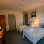 Hotel Greenfield Bar & Bistro 3*