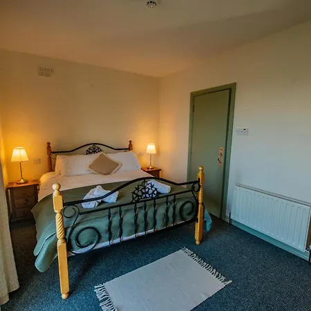 Greenfield Bar & Bistro 3*