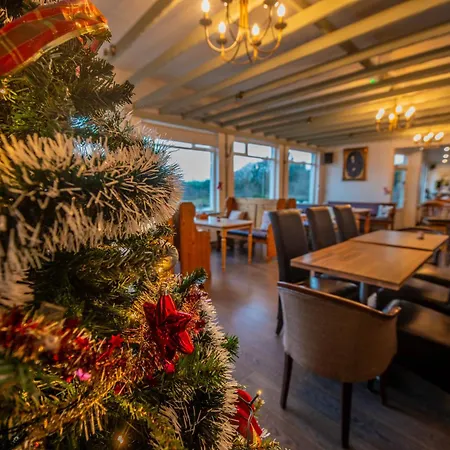 Greenfield Bar & Bistro 3*