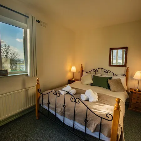 Greenfield Bar & Bistro Hotell 3*