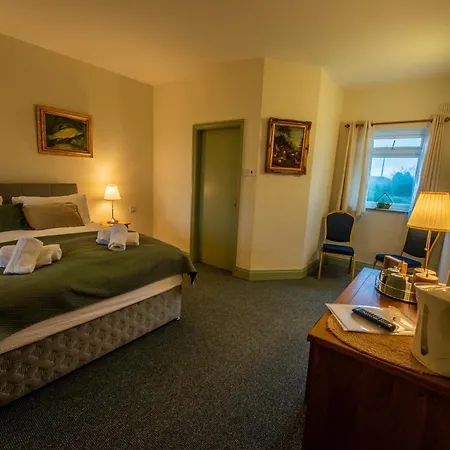 Hotel Greenfield Bar & Bistro 3*