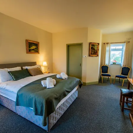 Greenfield Bar & Bistro Hotell 3*
