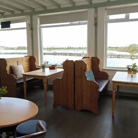 Hotel Greenfield Bar & Bistro Headford